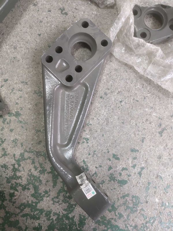 发动机右后支撑