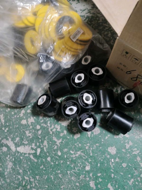 驾驶室前悬衬套（后）