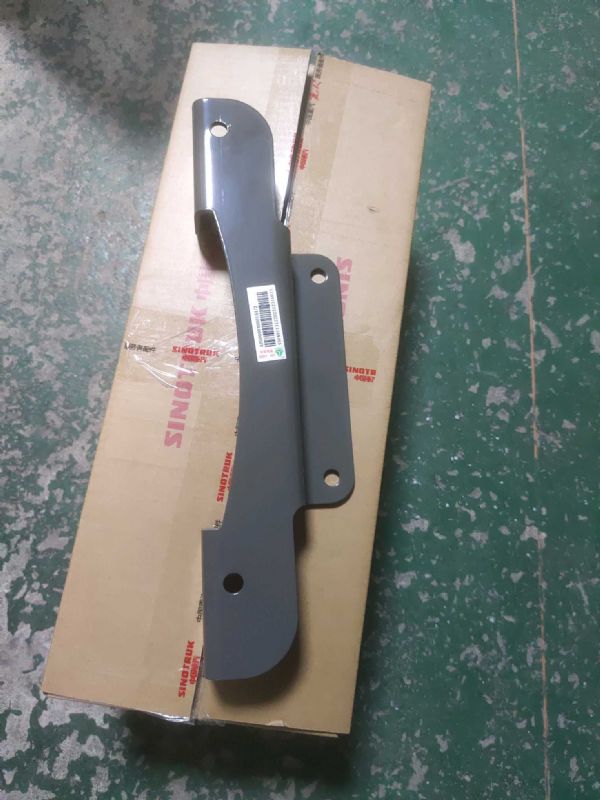 中冷器保护板支架