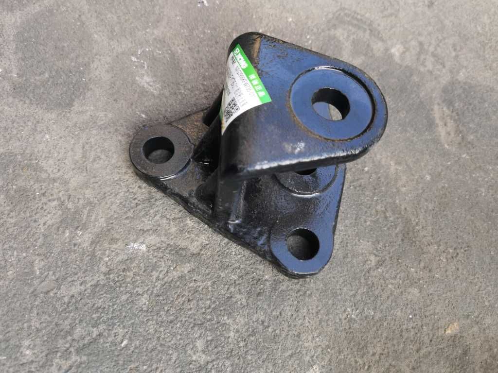 稳定杆上支架图2