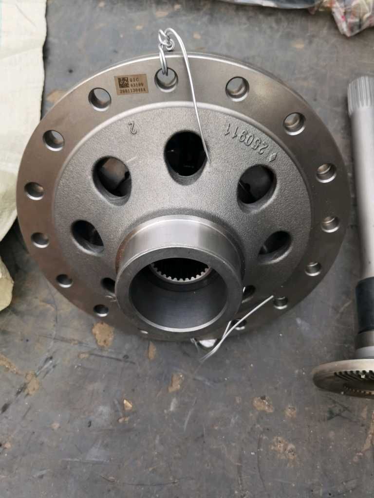 差速器总成 40T后桥